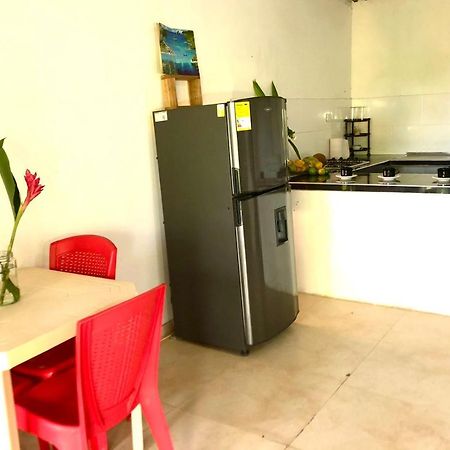 Sierra Kay Hostel Guachaca Bagian luar foto